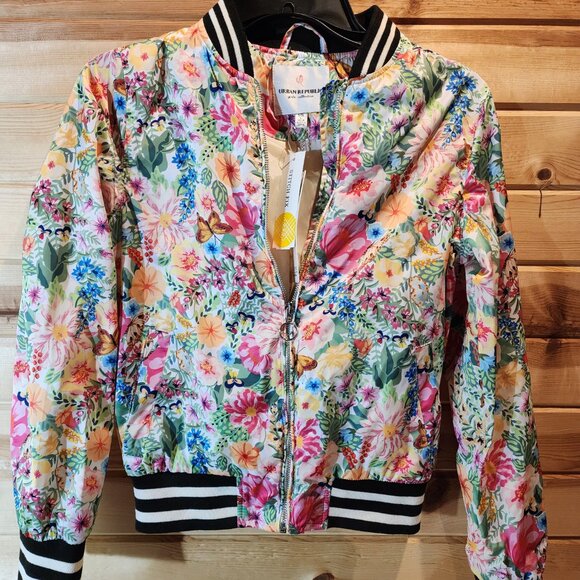 Urban Republic Girls Floral Bomber Jacket L 14/16 NWT • Stitch Fix Exclusive - Picture 10 of 10